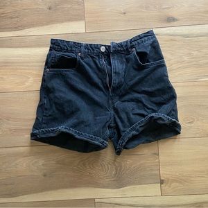 Black Mom Shorts